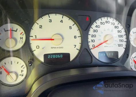 2004 Dodge Ram 1500 Slt/Laramie z USA, uszkodzony, nr VIN 1D7HA16D64J153147